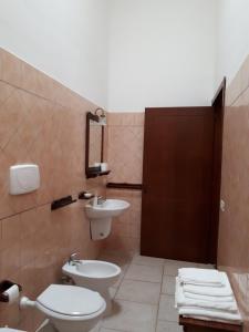 Koupelna v ubytování Masseria Cassiere