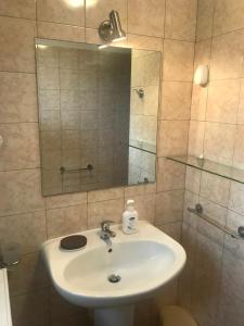 Ένα μπάνιο στο MP Guest House