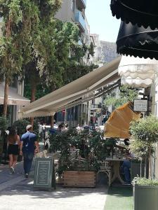 Foto dalla galleria di Day in Athens ad Atene