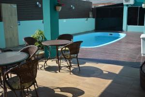 Piscina a Dom Fish Hotel & Rede Hs Hotelaria o a prop