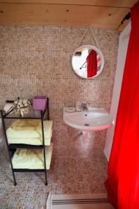 A bathroom at Villa Garden