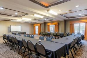 Foto dalla galleria di Comfort Suites Southpark a Colonial Heights