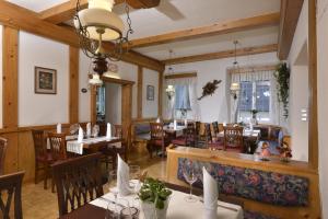Restaurace v ubytování Gasthof Sonne