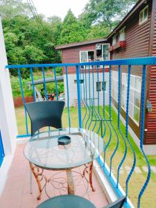 Rõdu või terrass majutusasutuses Star Coffee & Homestay