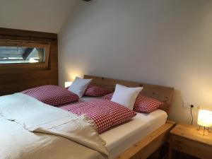 Postel nebo postele na pokoji v ubytování Ferienbauernhaus Stergut