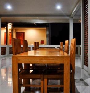 Posezení v ubytování Hastina Hotel Lombok