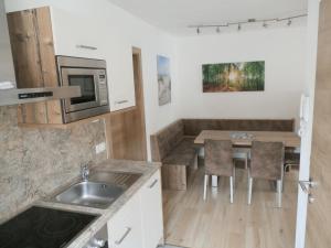 Kuchyňa alebo kuchynka v ubytovaní Appartements Gotthardt