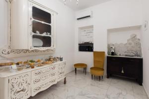 Kuchyň nebo kuchyňský kout v ubytování Calafatari B&B + 28 fotografií
