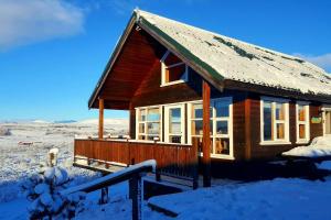 Gallery image of Cottage with Glass Bubble and Hot tub in Reykholt