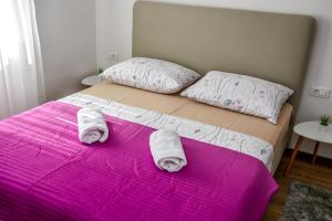 Postel nebo postele na pokoji v ubytování Holiday house ISA + 32 fotografií