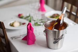 Nápoje v ubytovaní Rodinné Vinařství Skoupil