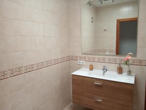 Łazienka w obiekcie Apartamentos Casa Cipri
