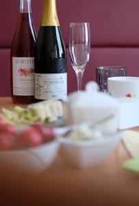 Weingut Familie Schuster italokat is kínál