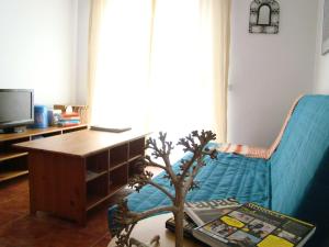 TV a/nebo společenská místnost v ubytování Nuestra casita en CABO DE GATA