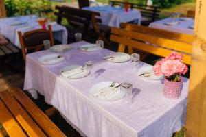 En restaurang eller annat matställe på Camp Podkraj