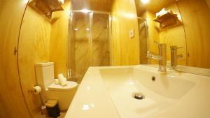 Een badkamer bij Eco-Bungalow