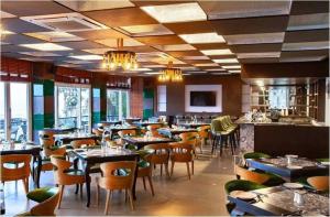 Restaurace v ubytování Royale Exotica, Goa