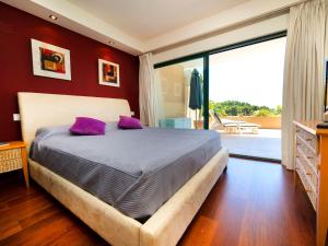 Łóżko lub łóżka w pokoju w obiekcie Apartment Altea La Nova-10 by Interhome