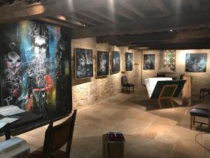 Posezení v ubytování Auberge de l'Abbatiale
