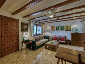 A seating area at Holiday Home Florencia by Interhome Még 24 kép