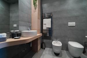 Gallery image of Pagano Grancini 6 - City Life Luxury Apartment! Self Check-In in Milan