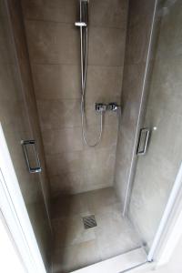 Ένα μπάνιο στο Ferienhaus am Rheinsteig / Nähe Hindenburghöhe / Loreley +10 φωτογραφίες