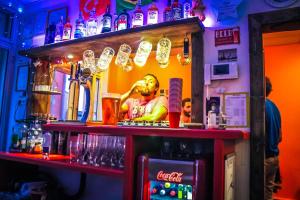 Lounge nebo bar v ubytování Naughty Squirrel Backpackers Hostel + 6 fotografií