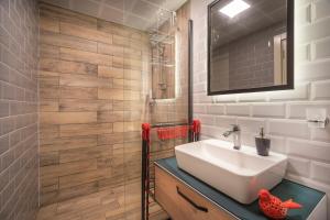 Koupelna v ubytování Meyde Boutique Suites