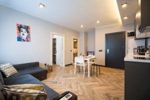 Kuchyň nebo kuchyňský kout v ubytování Meyde Boutique Suites