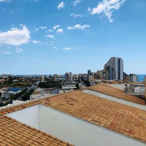 Výhľad na mesto Calp alebo výhľad na mesto priamo z apartmánu