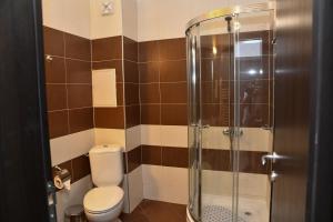 Koupelna v ubytování Iglika 2, V9 + 9 fotografií