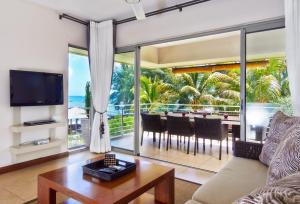 Gallery image of Bon Azur Beachfront Suites & Penthouses by LOV in Trou aux Biches