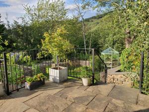 Afbeelding uit fotogalerij van Hazeldene Cottage in Holmfirth