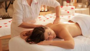 Spaa ja/või tervisekeskus majutusasutuses Villa Campomaggio Resort & SPA