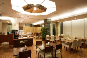 Restaurant o un lloc per menjar a Rhino Hotel Kyoto