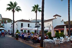 Nhà hàng/khu ăn uống khác tại Los Pinos 8