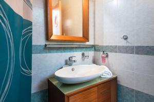Koupelna v ubytování Enastron Villas