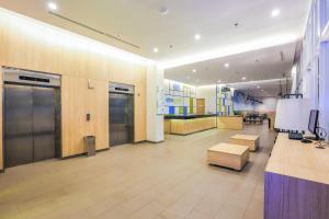 Cucina o angolo cottura di Hotel Citradream Bintaro
