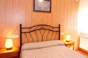 Posteľ alebo postele v izbe v ubytovaní Casa Enpiera III - Turistrat