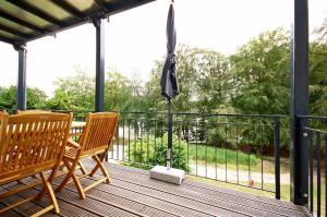 Ein Balkon oder eine Terrasse in der Unterkunft Ferienwohnung Windherz
