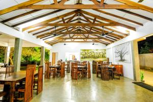 Restaurace v ubytování Arana Yala