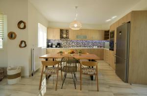 A kitchen or kitchenette at Rethymno City View Apartment