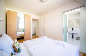 Fotografia z galérie ubytovania Luxurious Woodrow Wilson apt in Prague centre v Prahe