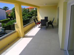 Balkón alebo terasa v ubytovaní Apartmani Krajinovic