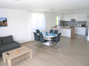 Kuchyňa alebo kuchynka v ubytovaní Apartmani Krajinovic