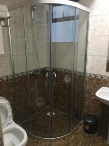 Ένα μπάνιο στο Mideya Gardens