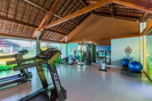 The fitness centre and/or fitness facilities at Flat 2 quartos em Porto, Cupe Beach Living (pé na areia).