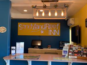 Fuajee või vastuvõtt majutusasutuses Sandyland Reef Inn