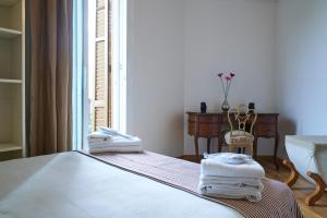 Posteľ alebo postele v izbe v ubytovaní Spacious & Comfortable flat in centric Eixample