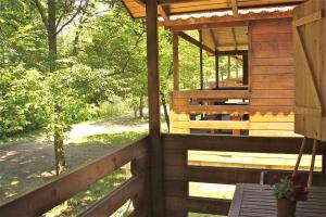 A garden outside Camping Abadesses